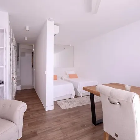Holiday home Beautiful 2 Bedrooms Town House. Frontline *